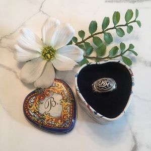 Brighton • Heavy sterling scroll ring